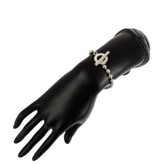 Classic Timeless Gucci Luxury Toggle Bracelet is a 💫🗯💥 - Picture 8 of 8